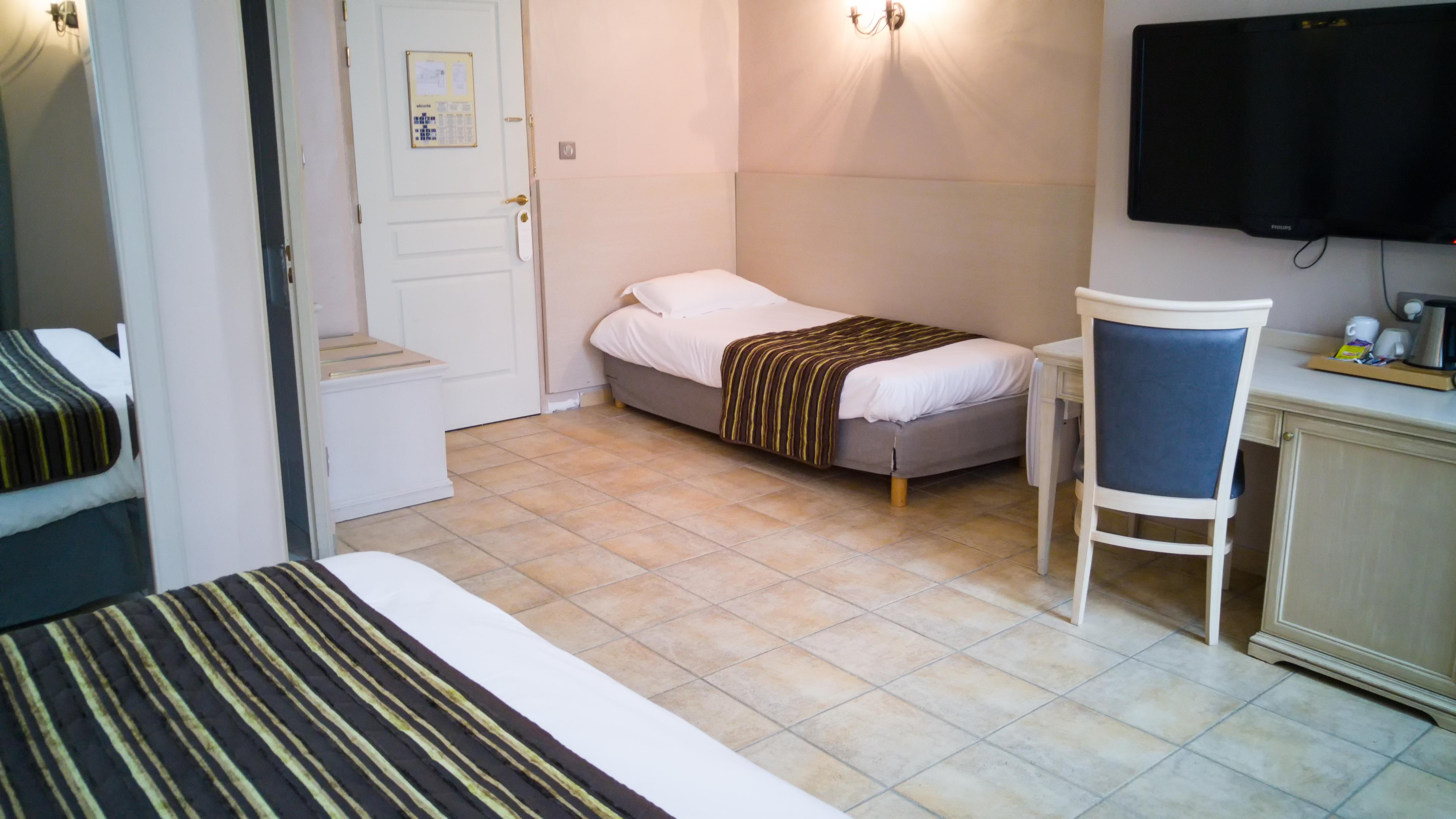 Artea Aix Centre Hotel 3*